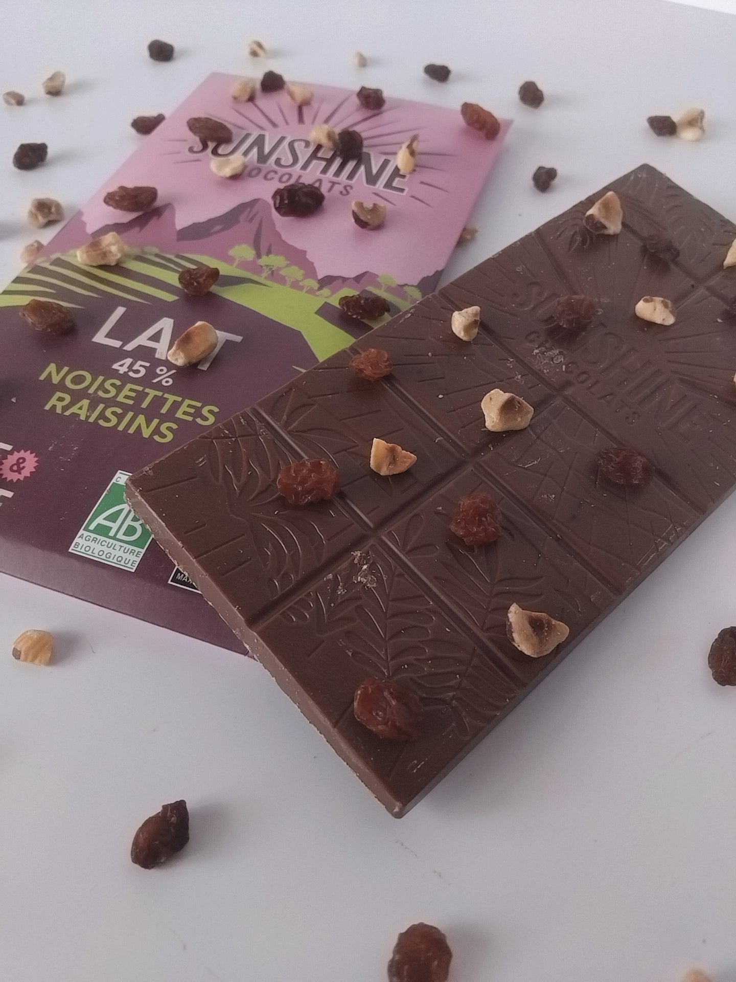 Lait 45% noisettes entières